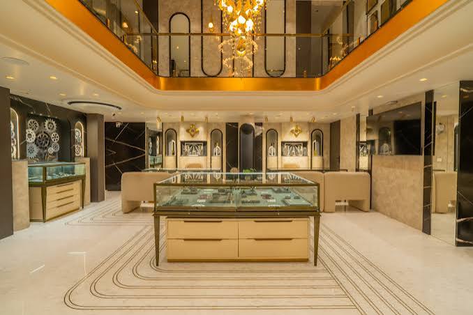 Palatial Mezzanine Grand Flagship Showroom